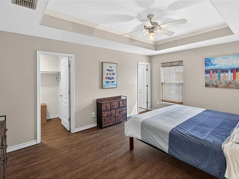 14202 Encantada Ave #401 — Photo 27