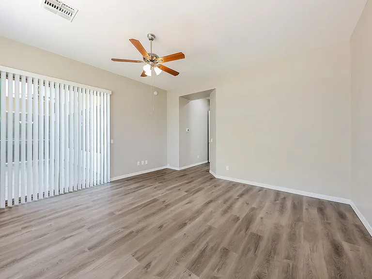 1812 E South Mountain Ave — Photo 11
