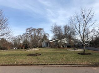24 Fieldhedge Dr, Hillsborough, NJ