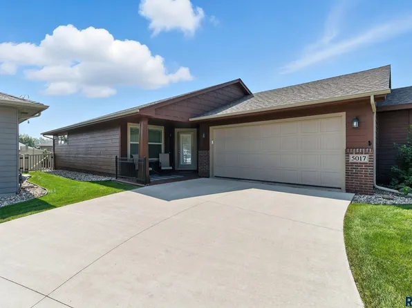 5017 E Villa Ridge St, Sioux Falls, SD 57110