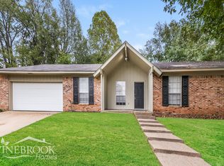 311 Stonegate Dr, Clinton, MS 39056