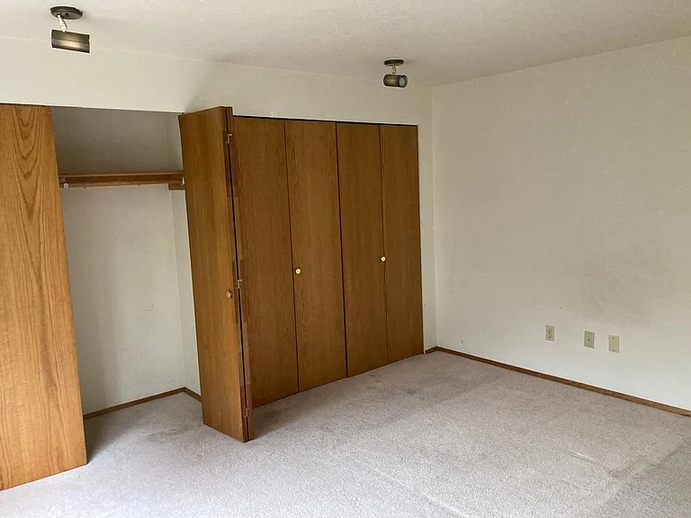 14835 SE 9th Pl — Photo 5