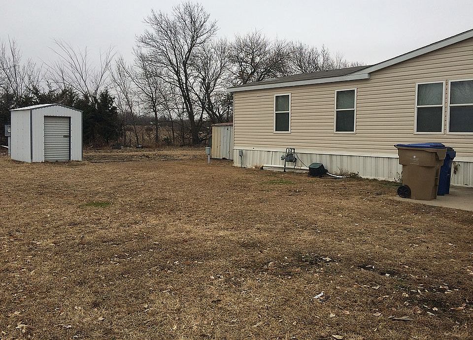 2nd image of 619 Mills Dr