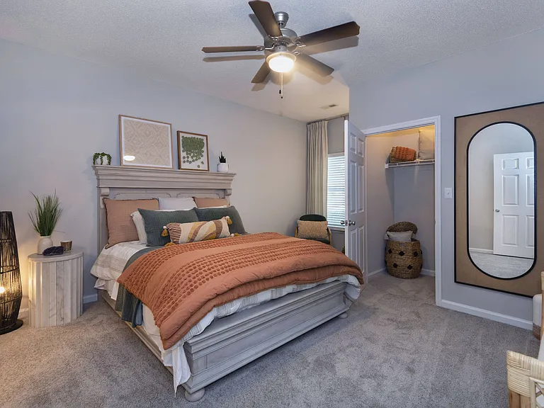 Whitehall Estates — Photo 16