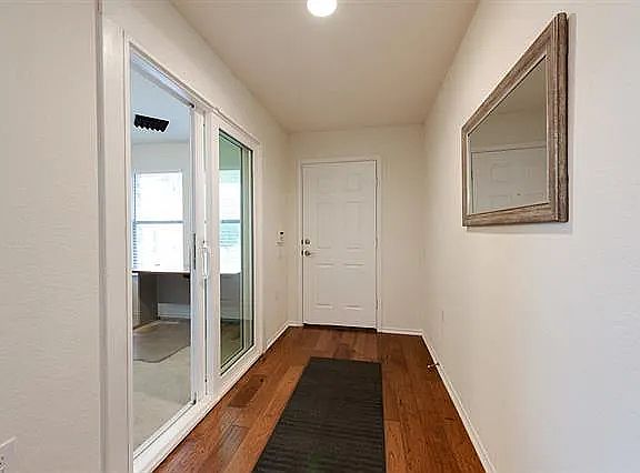 5th image of 11001 Cairnhill Ct