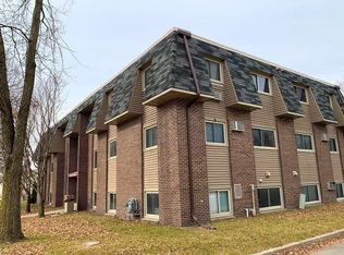 216 12th St NE APT 304, Owatonna, MN 55060