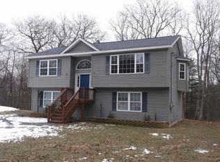 188 Mountain Top Dr, Dingmans Ferry, PA 18328