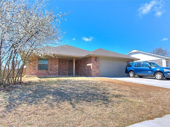 3rd image of 609 Cottonwood Dr