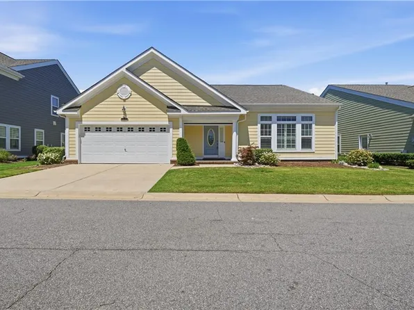 137 Beacon Run, Suffolk, VA 23435