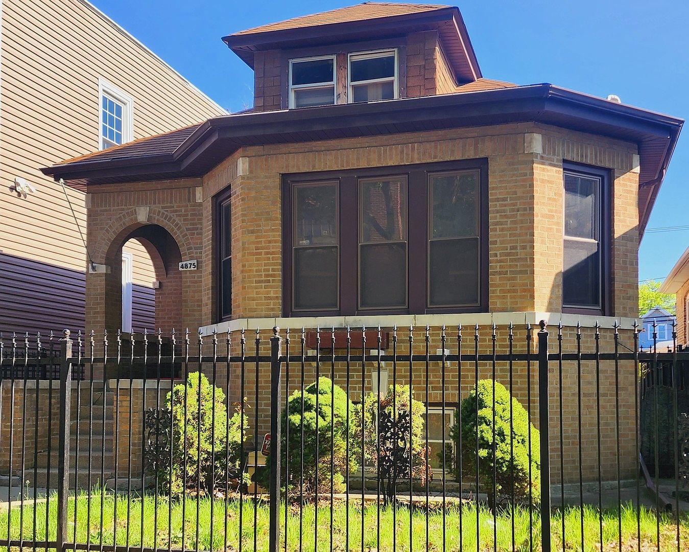 4875 W Bloomingdale Ave, Chicago, IL 60639 | Zillow