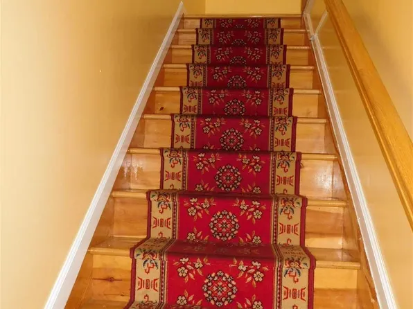 27 Jewett Avenue image 17 of 18