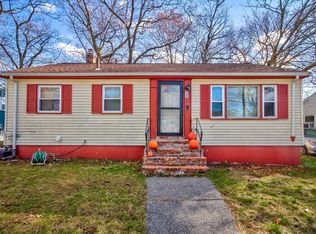 8 Violet St, Mattapan, MA 02126