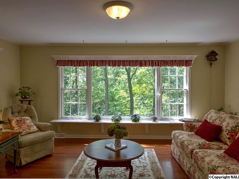 1st image of 5718 Tannahill Cir SE