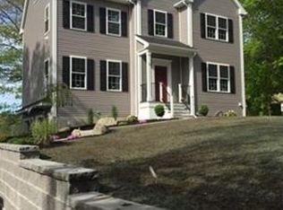 12 Old Forest St, Middleton, MA 01949