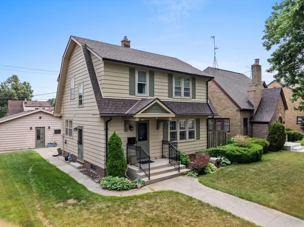 1123 North Ave, Sheboygan, WI 53083