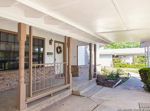 3rd image of 2627 W Mulberry Ave