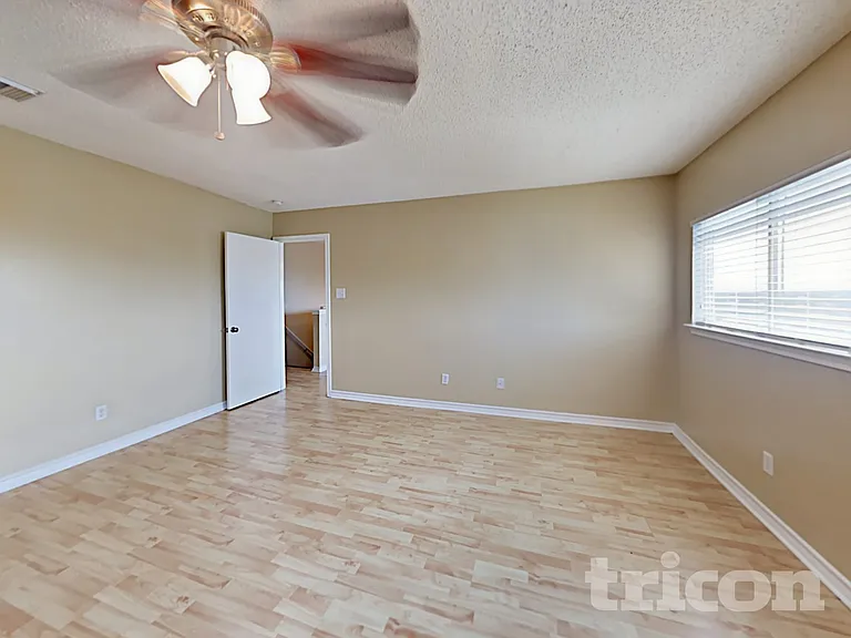 8030 Falcon Meadow Dr — Photo 12