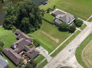 Island Dr, Plaquemine, LA 70764
