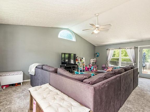 2nd image of 2133 Kingscreek Ct