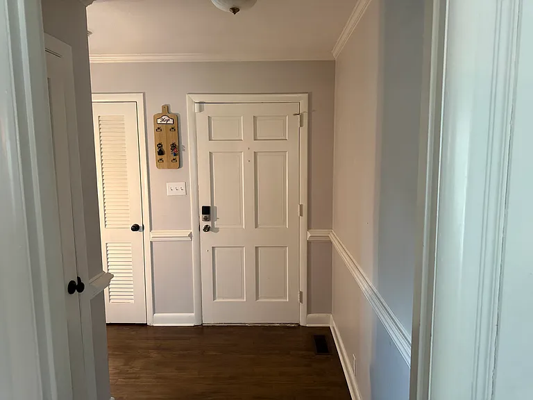 2615 Huntington Rd — Photo 5