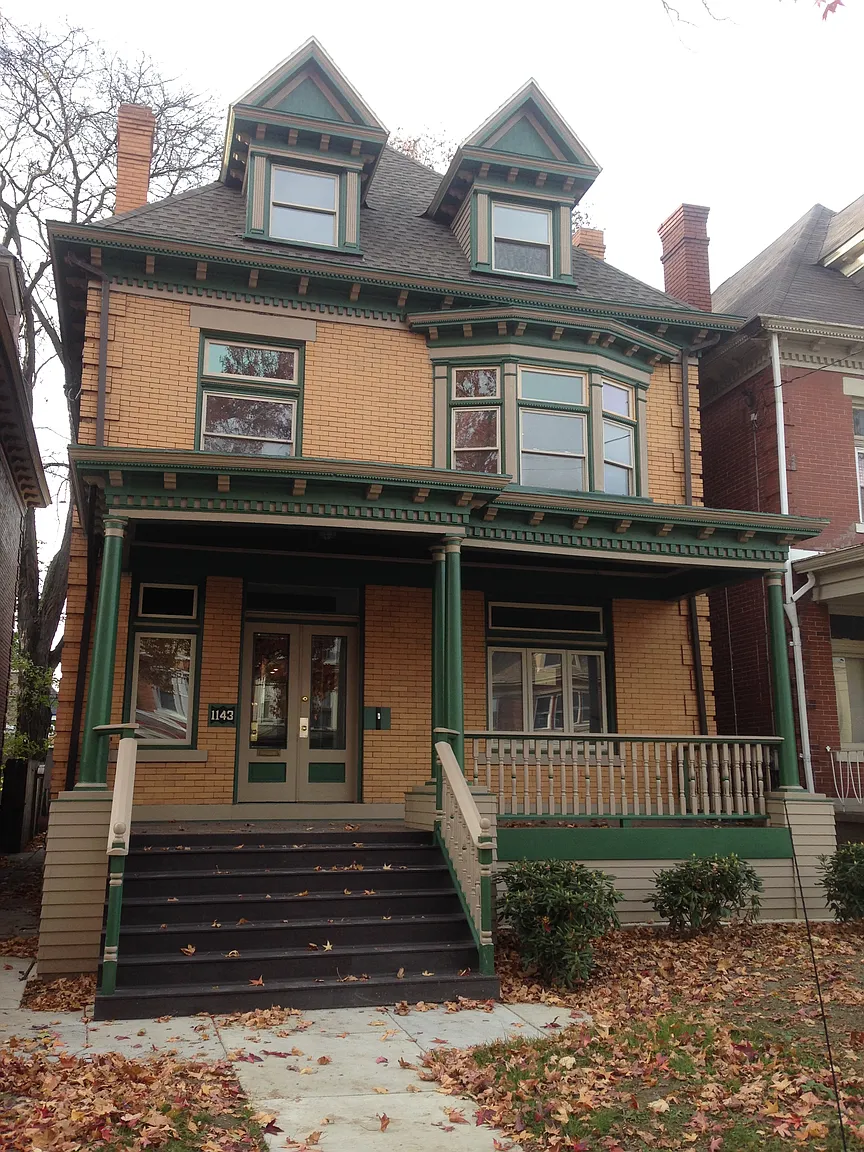 1143 Mellon St photo 1
