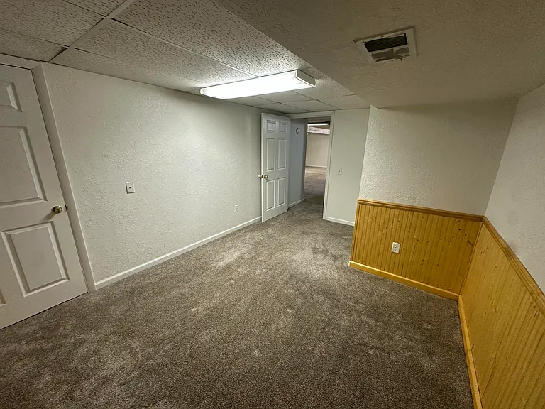14915 W Michigan Ave — Photo 13
