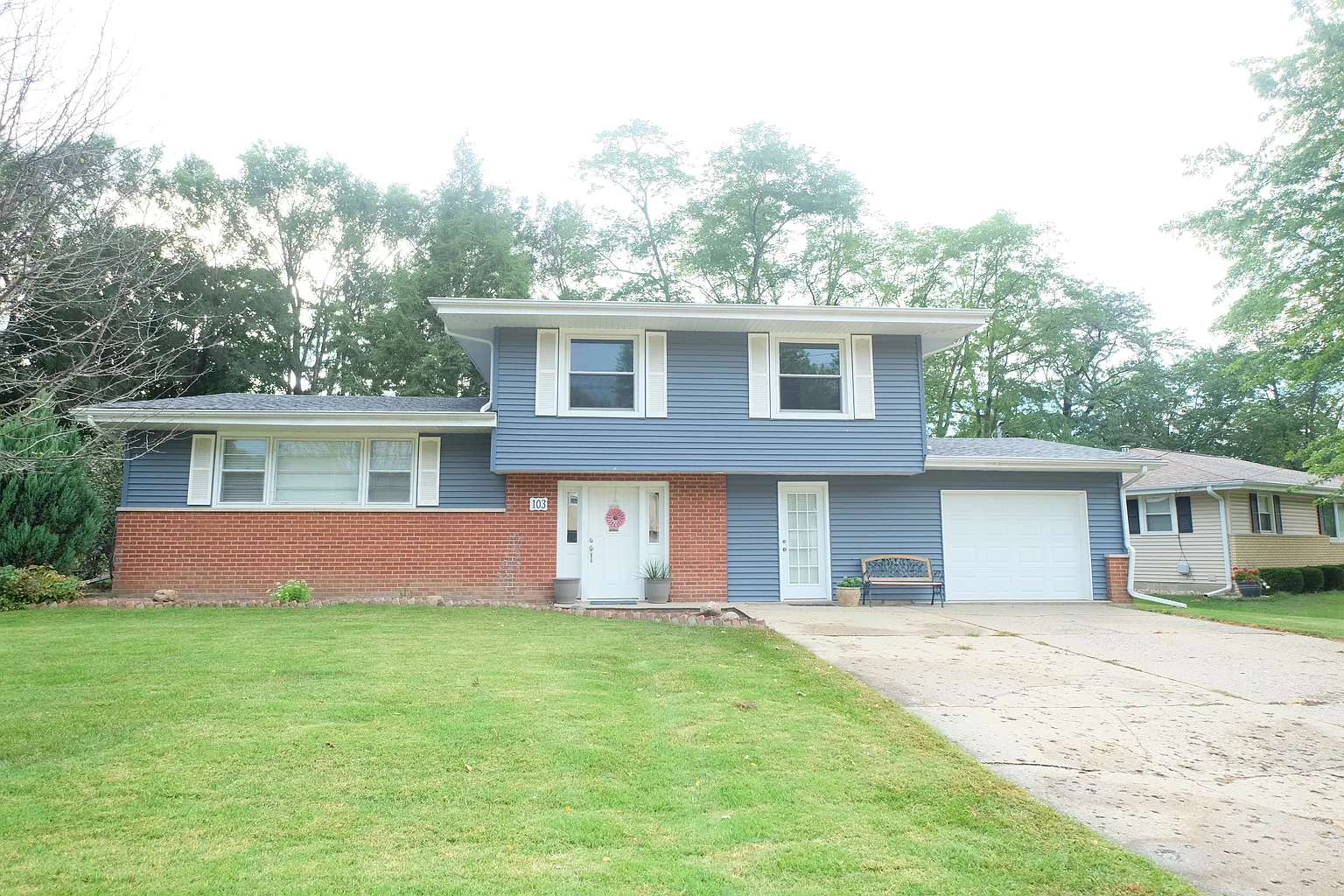103 Brentwood Ct photo 1