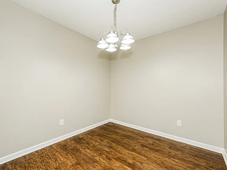 8050 Cumberland Gap Trl — Photo 6