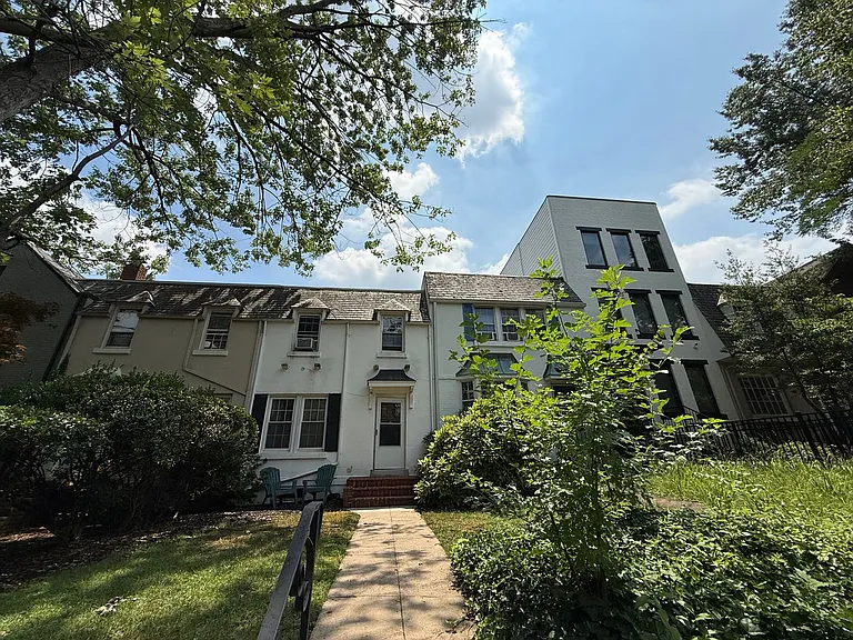 3824 T St NW — Photo 8