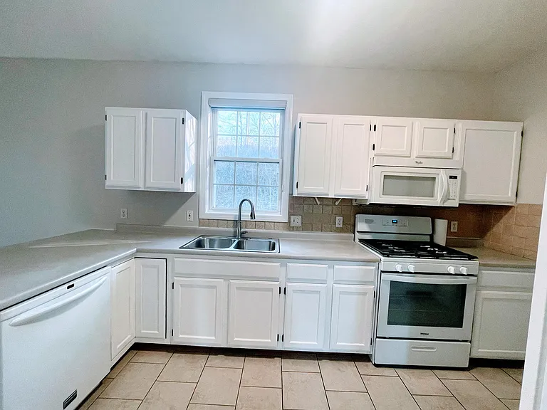 73 Odonnell Ave — Photo 15