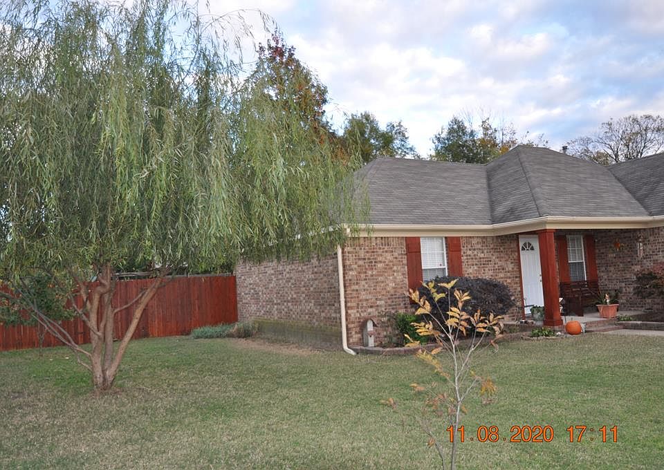 1st image of 916 Bayou Vista Dr
