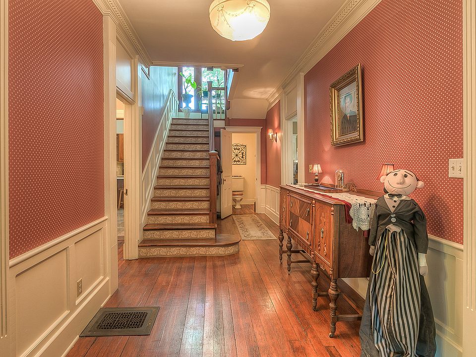 1st image of 3327 Baltimore Ave