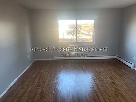 4th image of 826 Pine St #5