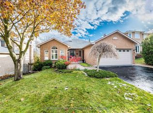 8 Macallister Ct, Barrie, ON L4N 7M6