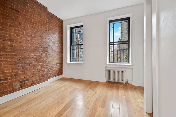 Rented by Compass | media 11