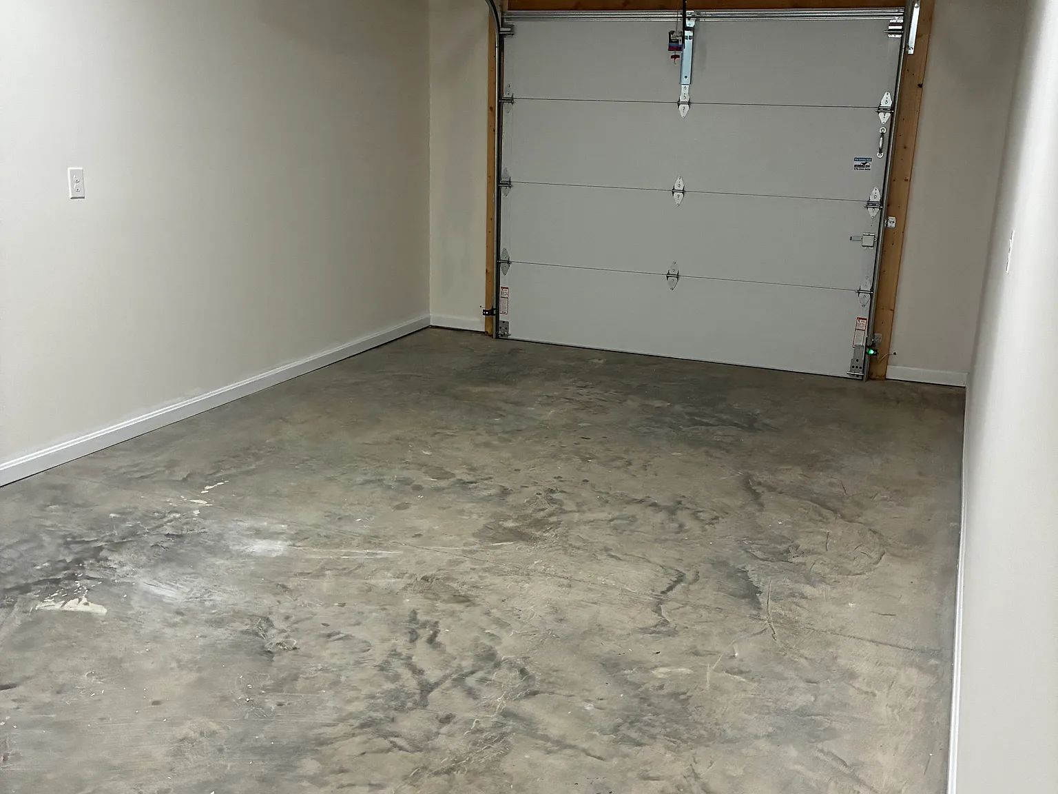 2 bed, 1000 sqft, $1,500 — Photo 3