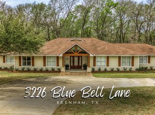 3226 Blue Bell Ln, Brenham, TX 77833