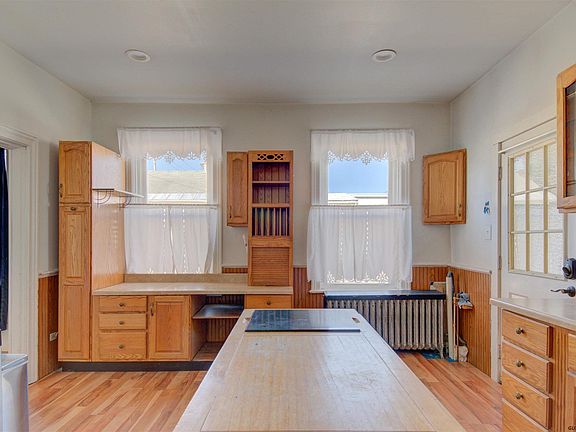 4th image of 150 Congress St