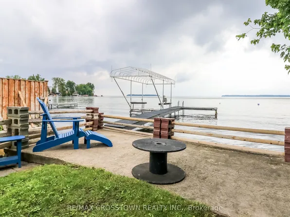 2325 Crystal Beach Rd, Innisfil, ON L9S 3W8