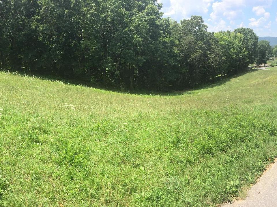 2nd image of Lewis White Ln