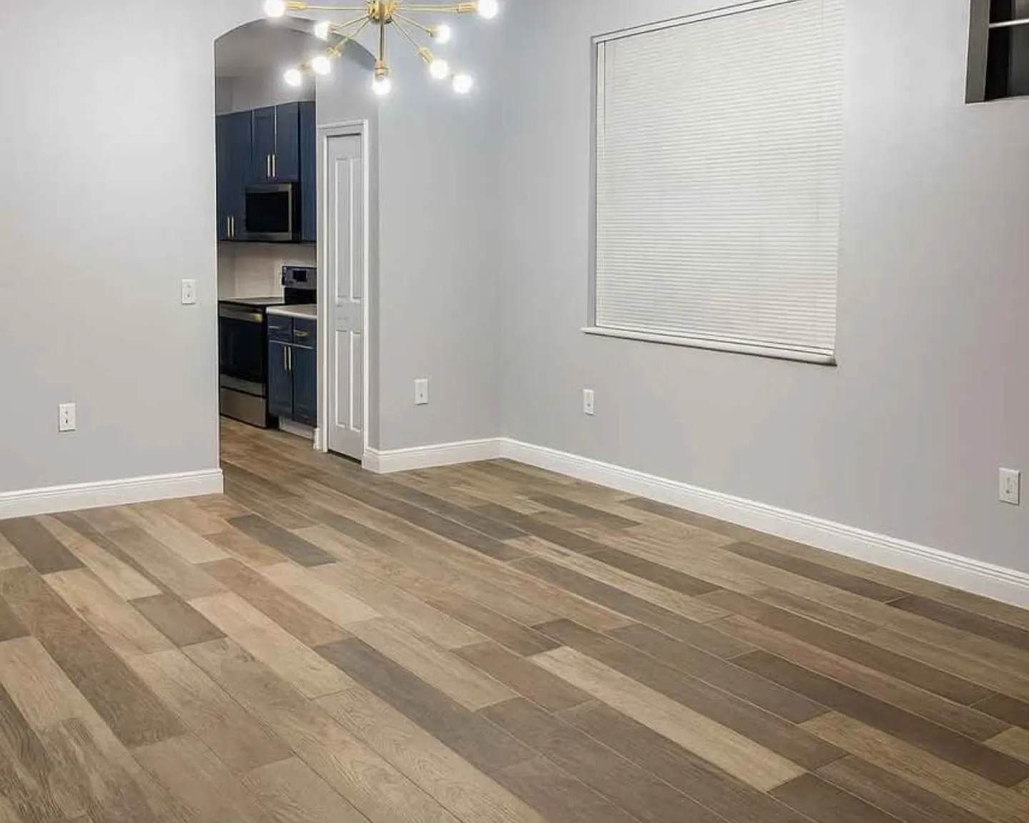 4 bed, 2407 sqft, $3,000 — Photo 3