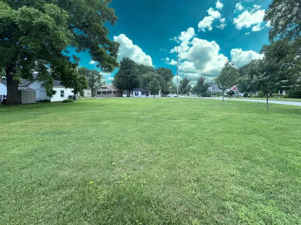 314 N Mechanic St, Berrien Springs, MI 49103
