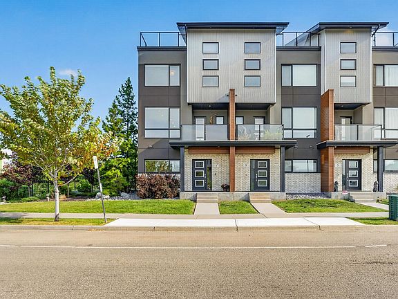 3rd image of 95 Salisbury Way #1
