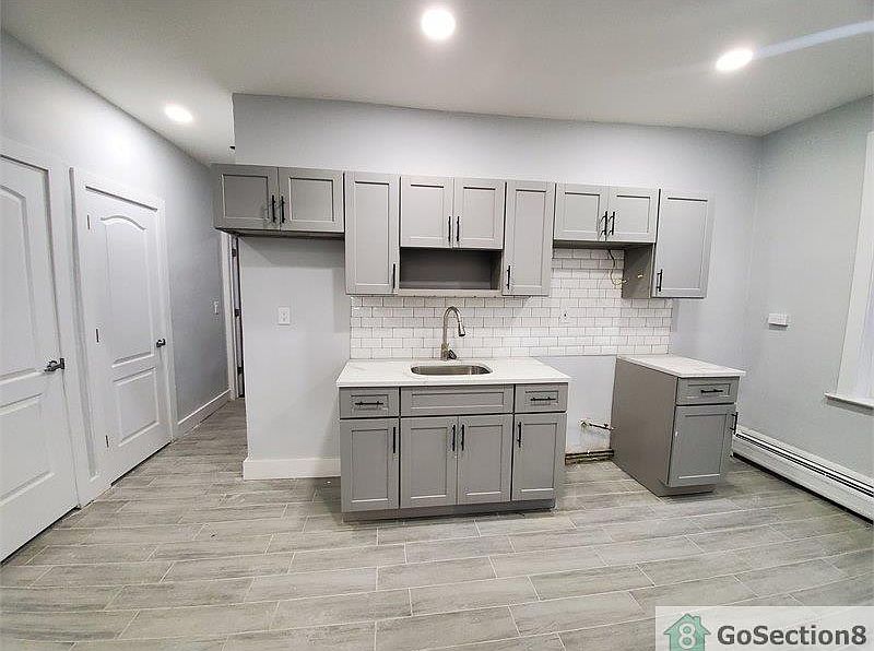 1st image of 59 Park Ave