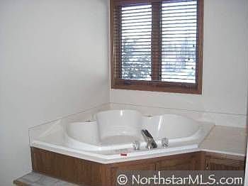 2nd image of 2438 Oakridge Ln E
