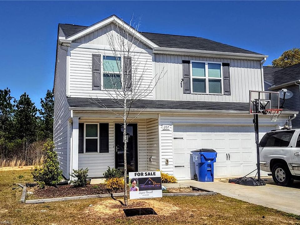 1st image of 207 Pillow Ln