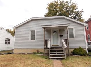 128 N Michigan Ave, Belleville, IL 62221