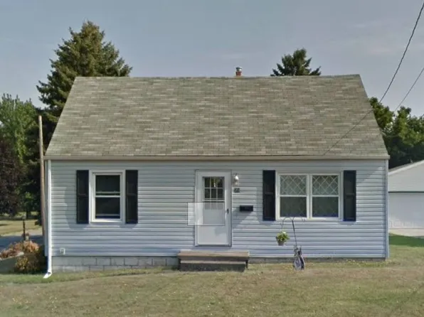 78 Goretti Dr, Campbell, OH 44405