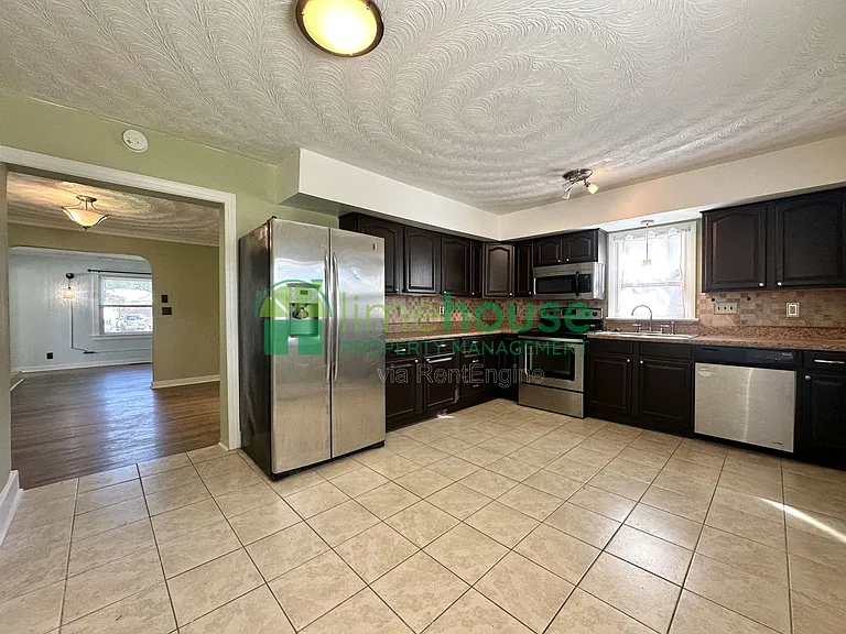 8107 Old Ocean View Rd — Photo 5