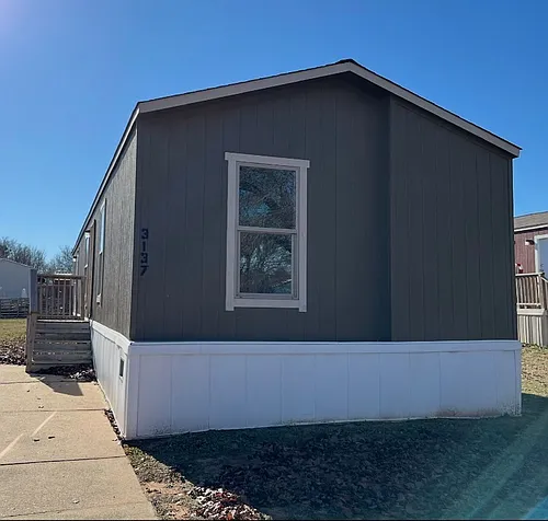 800 S Eastgate St #503 Photo 1